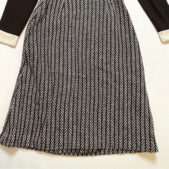 VTG Classic long sleeve brown button close long sleeve dress XS - Picture 11 of 16